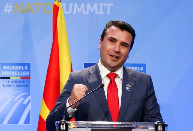 Τα… μαζεύει ο Ζάεφ προ του κινδύνου διάλυσης της χώρας του: «Δεν χρειάζεται να σταλούν έγγραφα στην Αθήνα» – Στο κενό η αντιρωσική υστερία…